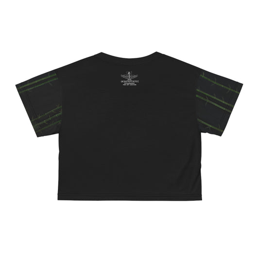 UNIQUE CENTRIC JACOB'S LADDER : BEAUTY CONQUERS THE BEAST FINE ART QUEEN CROP TOP