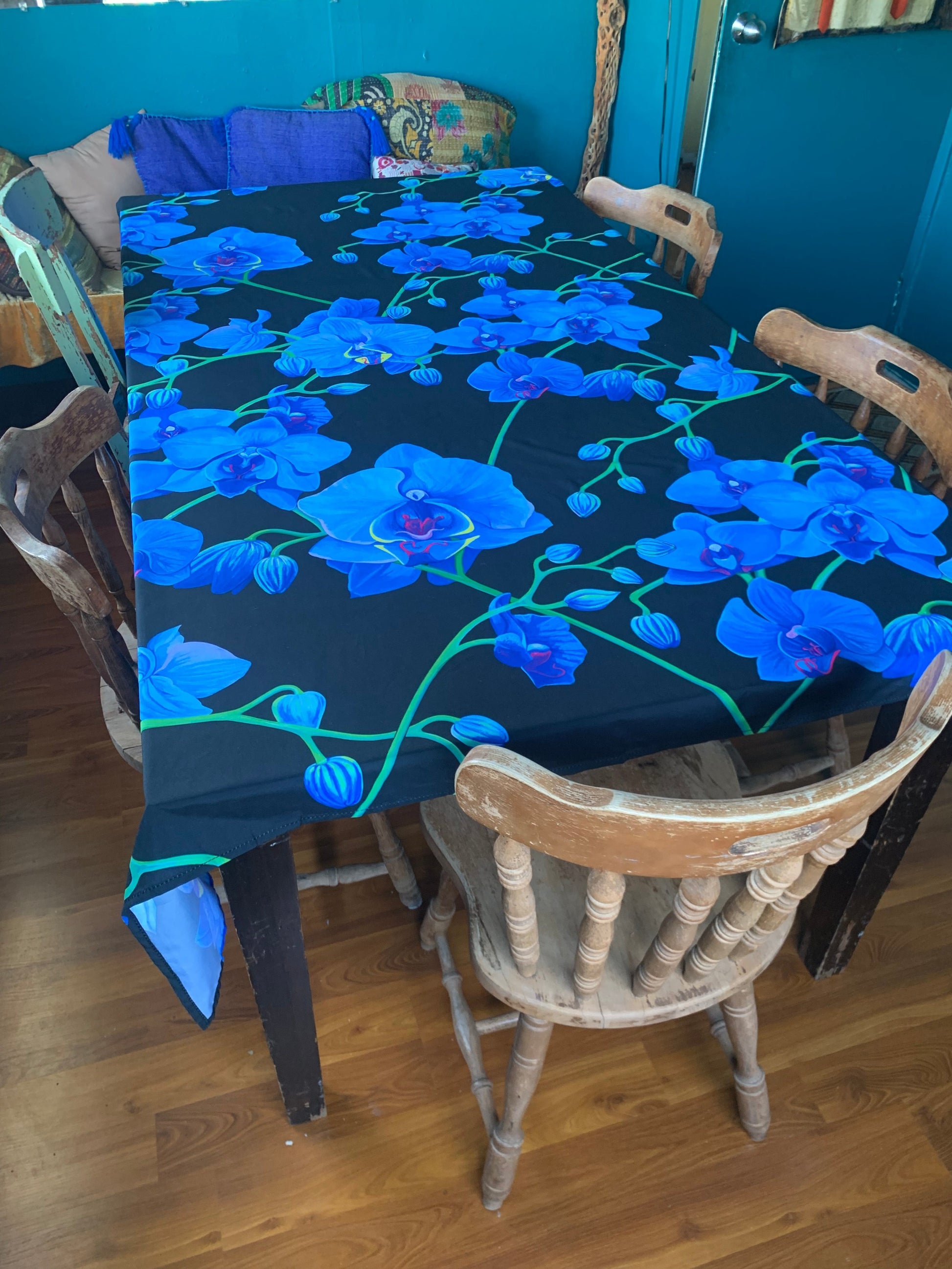 A captivating UNIQUE CENTRIC HOME DECOR blue VELVET BOTANICAL floral pattern DESIGNER CURTAIN DRAPES WALL TAPESTRY OR TABLECLOTH , adding elegance and style to any WALL & TABLE..